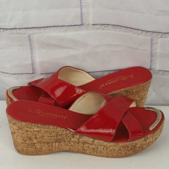 A. Giannetti sz 9 red patent leather wedge sandals - Picture 4 of 10